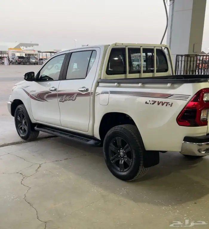 للبيع هايلوكس 2021 (دبل قير تماتيك) 4