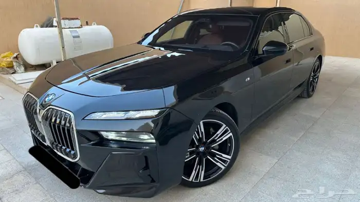 بي ام دبليو 2023 735Li كت M ممشى قليل 6