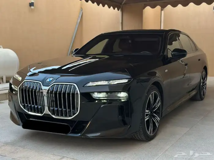 بي ام دبليو 2023 735Li كت M ممشى قليل 0