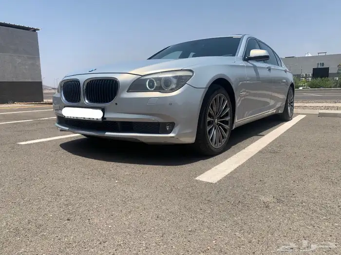 بي ام دبليو 730 2011مواصفات 750 فل كامل اصدار خاص (اندفجول) 6