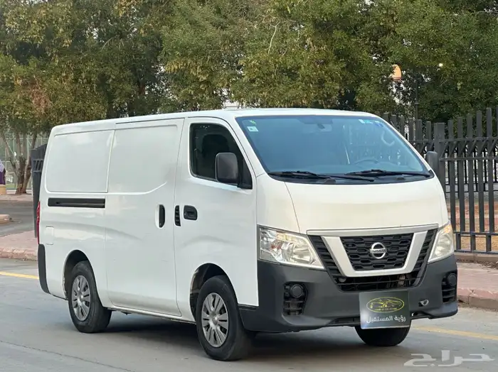 نيسان باص بضاعه موديل 2020 سعودي قير عادي ديزل شامل الضريبة 0