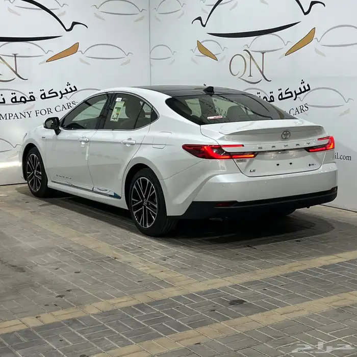 تويوتا كامري LE هايبرد 2