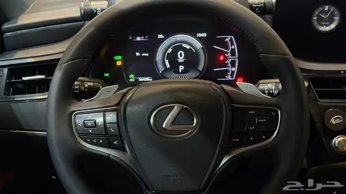 لكزس ES300 H 2022 بحاله ممتازه جدا جدا 12