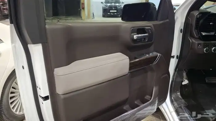 جي ام سي سييرا 2025 SLE مستعملة مفحوصة مضمونة مصينة 5