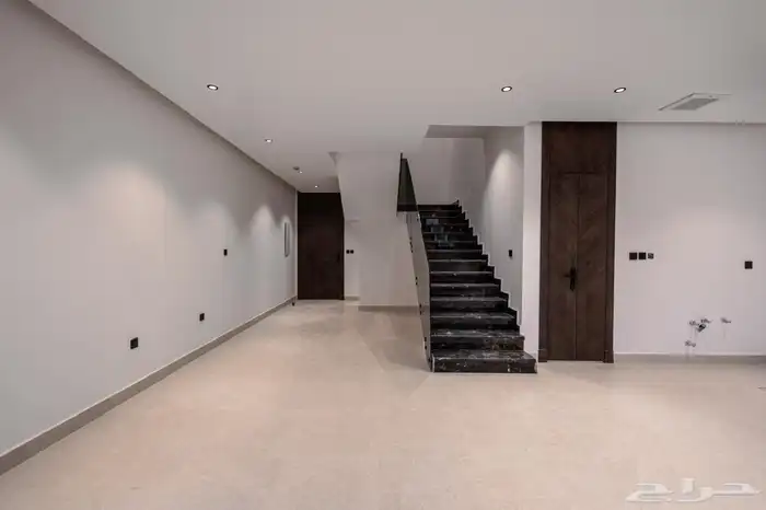 شقة ارضية تشطيب فاخر في حي الازدهار 1 488 000 6