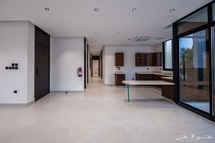 شقة ارضية تشطيب فاخر في حي الازدهار 1 488 000 2