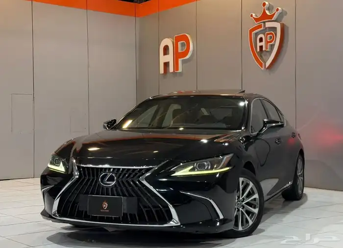 لكزس ES300 H 2022 بحاله ممتازه جدا جدا 4