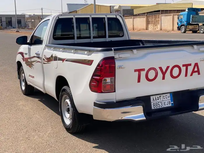 هيلكس موديل 17 عداد 300 وعليها 6