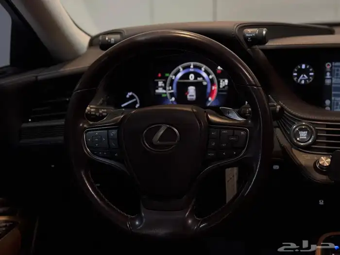 لكزس LS 350 2020 بحالة ممتازه جدا حدا 10