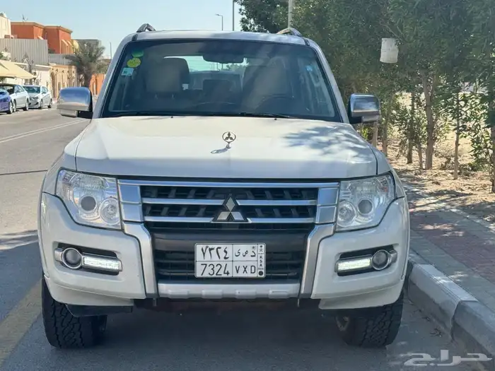 ميتسوبيشي باجيرو 0