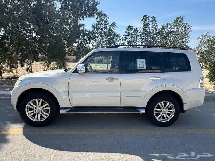 ميتسوبيشي باجيرو 4