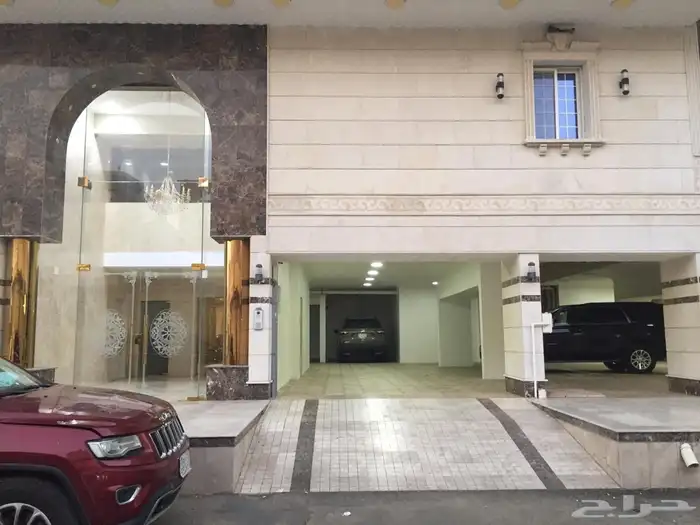 للبيع عمارة سكنيه في حي النواريه مكونه 3 ادوار وملحق 2