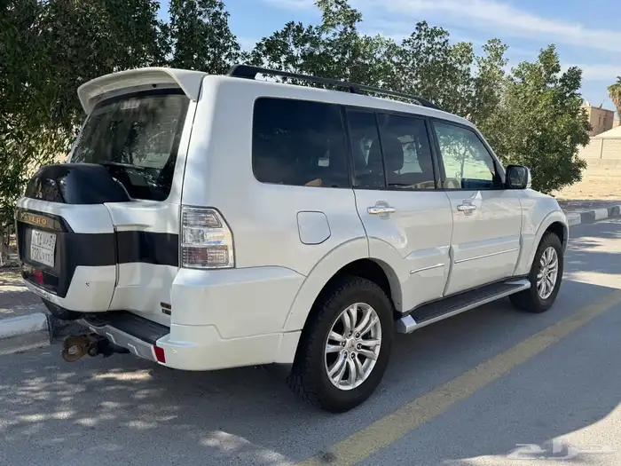 ميتسوبيشي باجيرو 1