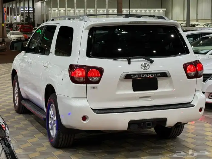 تويوتا سكويا 2020 20