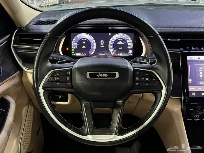 جراند شيروكي ليمتد 2022 ( بحالة الوكالة ) 21