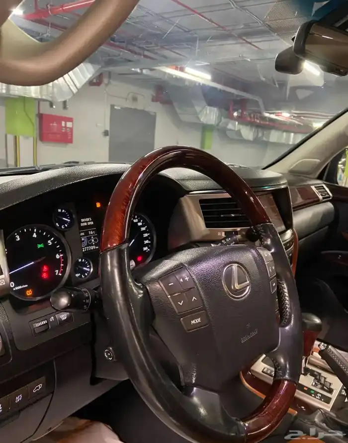 جيب لكزس 2014 للبدل ب لاندكروزر 2016 وفوق 8