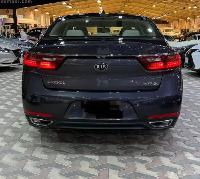 كيا كادينزا استاندر موديل 2020 على الشرط 5