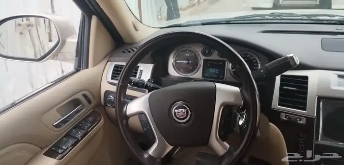 Cadillac 2010 كاديلاك إسكاليد طويل بحالة الوكالة 7