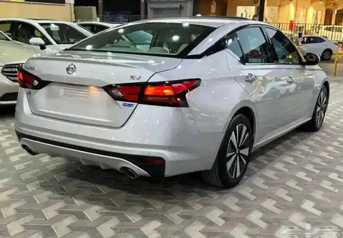 التيما نيسان موديل 2021 نص فل فتحه 4