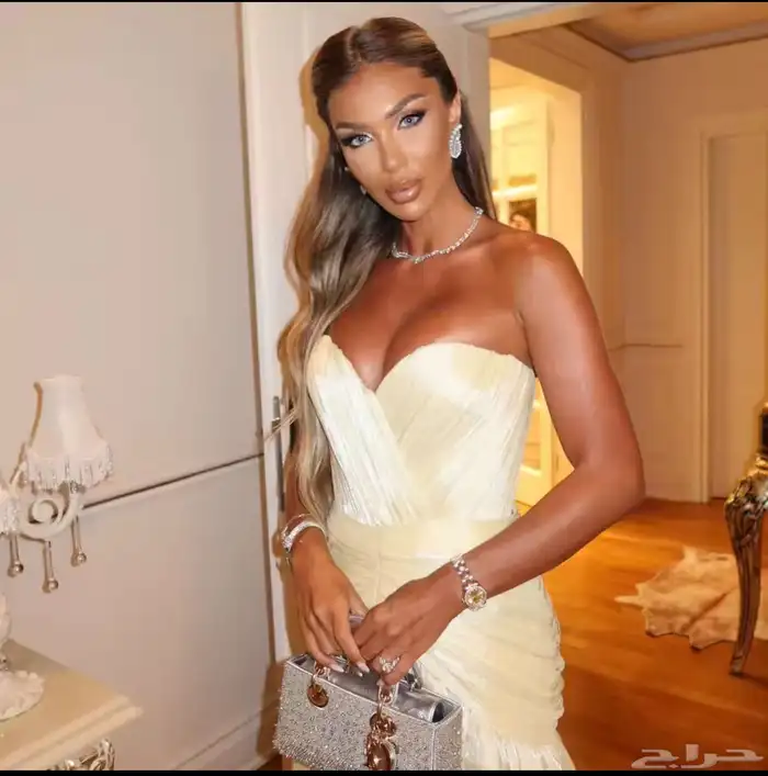 فستان للبيع 0