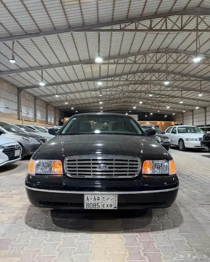 فورد فكتوريا بوليسي 2003 1