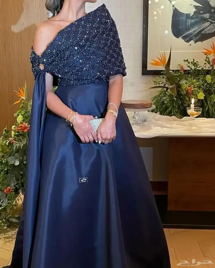 فستان للبيع جديد 1