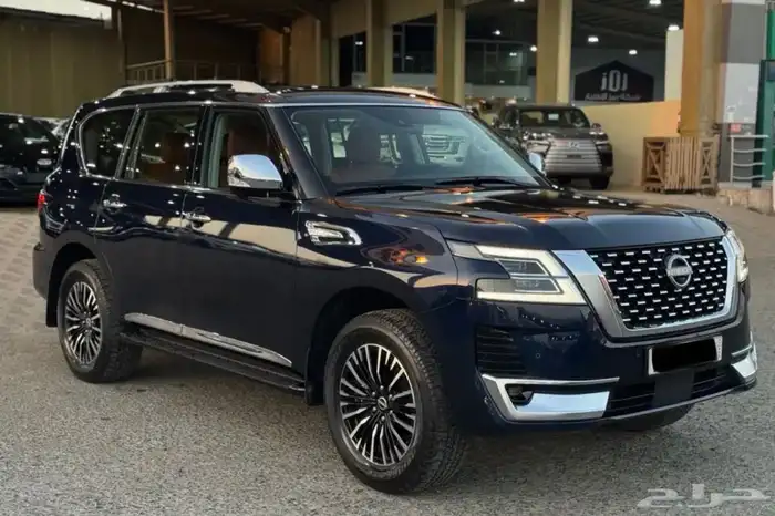 نيسان باترول بلاتينيوم 6 سلندر لون كحلي 23