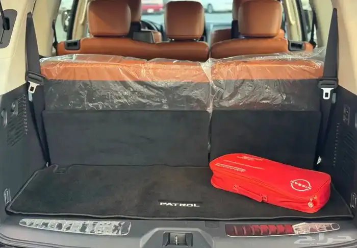 نيسان باترول بلاتينيوم 6 سلندر لون كحلي 5