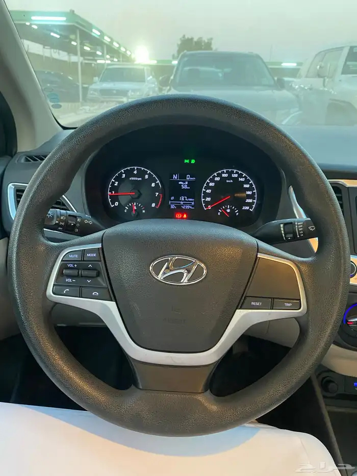 هيونداي اكسنت 2023 بحالة المصنع ( مخزنة ) محرك 1.6 25