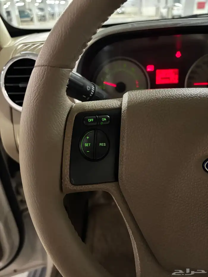 للبيع اكسبلورر 2010 فل كامل 20