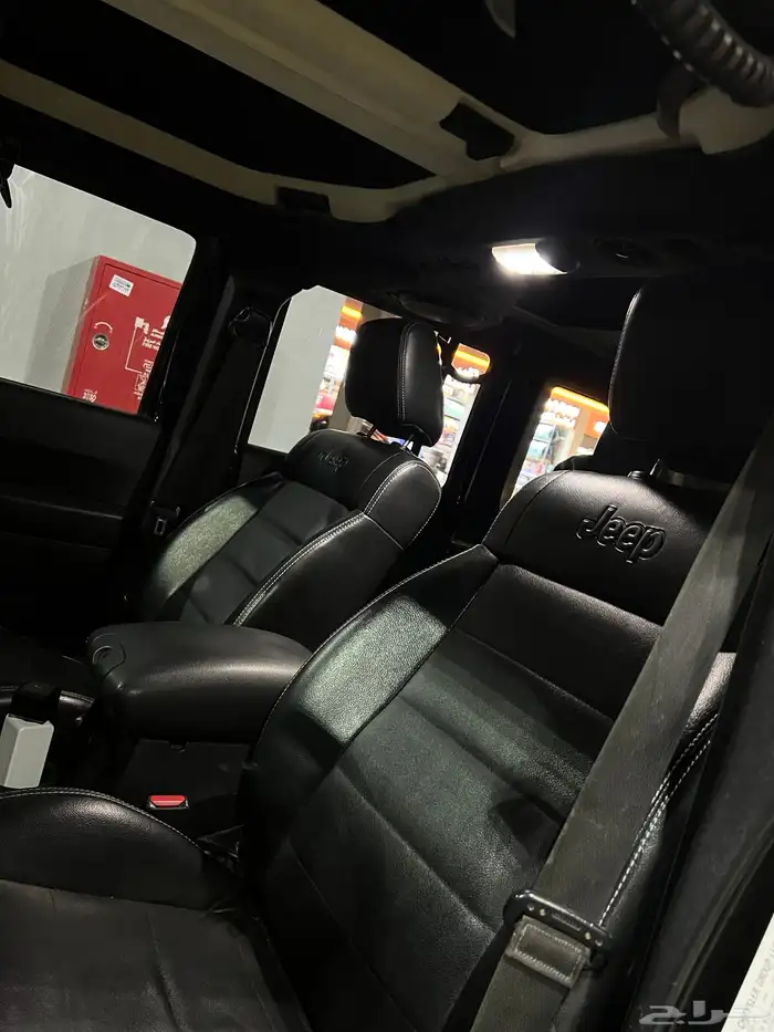 جيب رانقلر للبيع 9