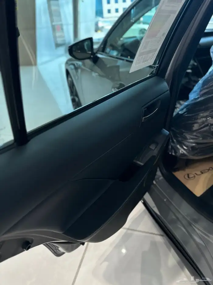 لكزس IS F بلاك ادشن 2025 20