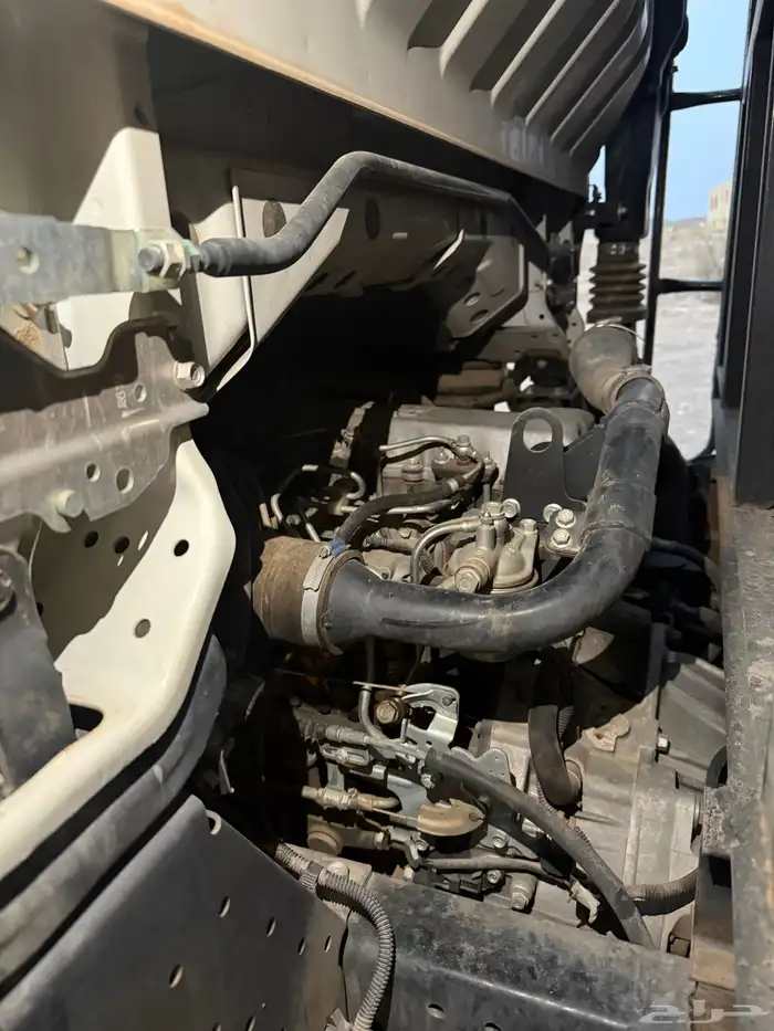 ايسوزو دينا سوبر جامبو مخزنه 2012 للبيع 9