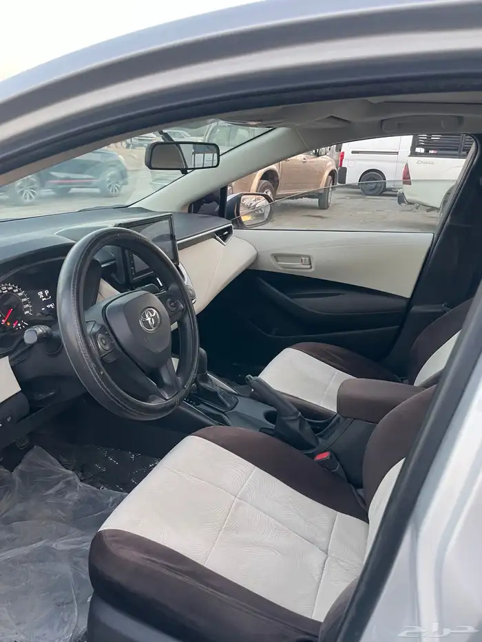 تويوتا كورولا فل كامل مصدوم 15