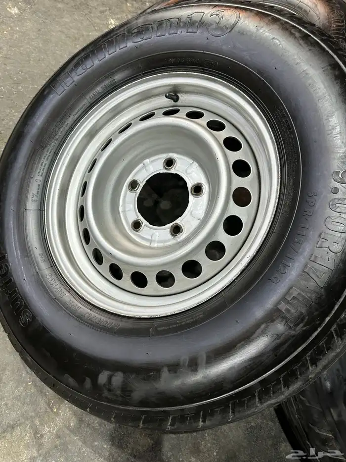 كفرات شاهين هامان مع جنوط هلل خمسه مسمار مقاس 17 جيب 8