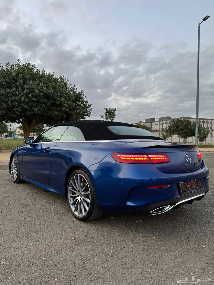 مرسيديس E ماشي 15 الف كيلو فقط 10