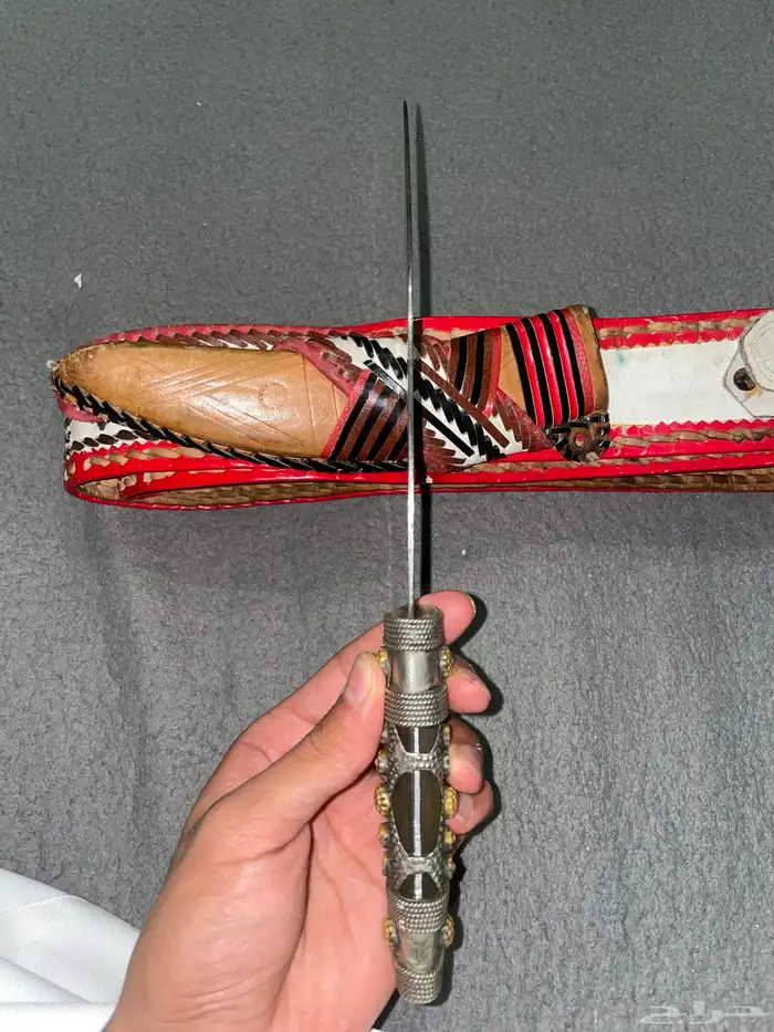 شفرة جنوبيه من القديم ب حزامها 8