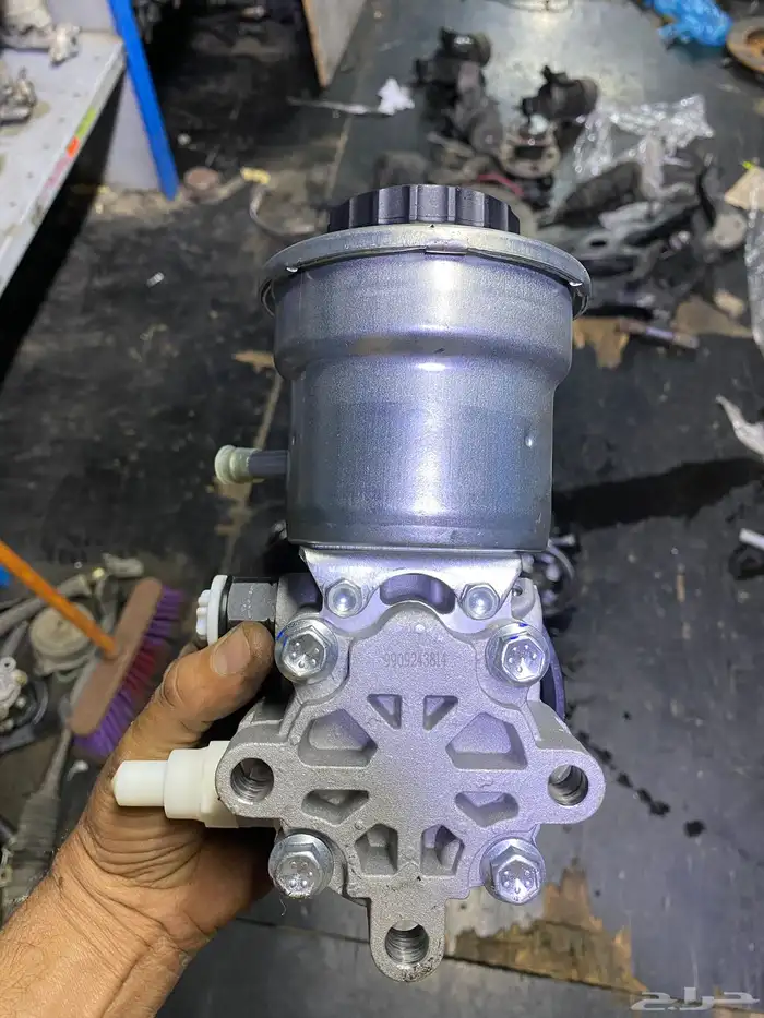 علب دركسون هيلوكس 4