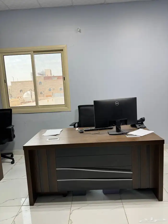 رفوف مستودع وأثاث مكتبي 0