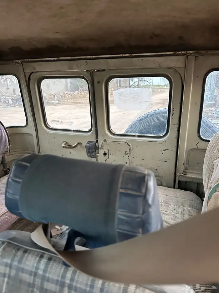 جيب ربع مصندق FJ40 موديل 1983 12
