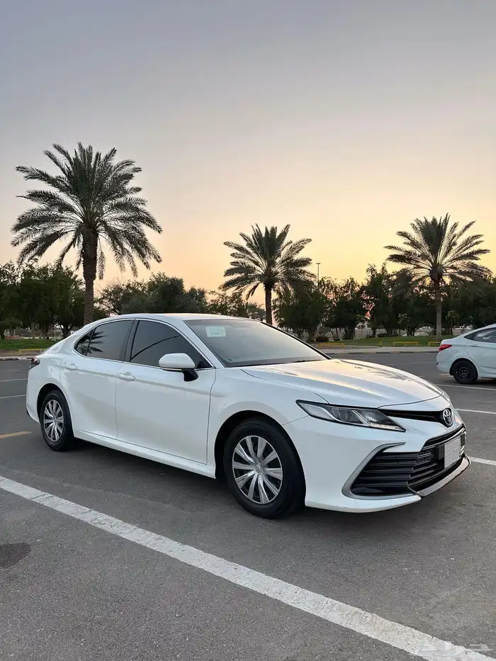 كامري 2022 ممشى 6500 فقط 0