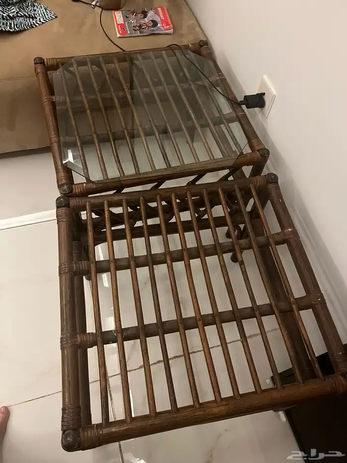 طالات وكراسي وشاشه 0