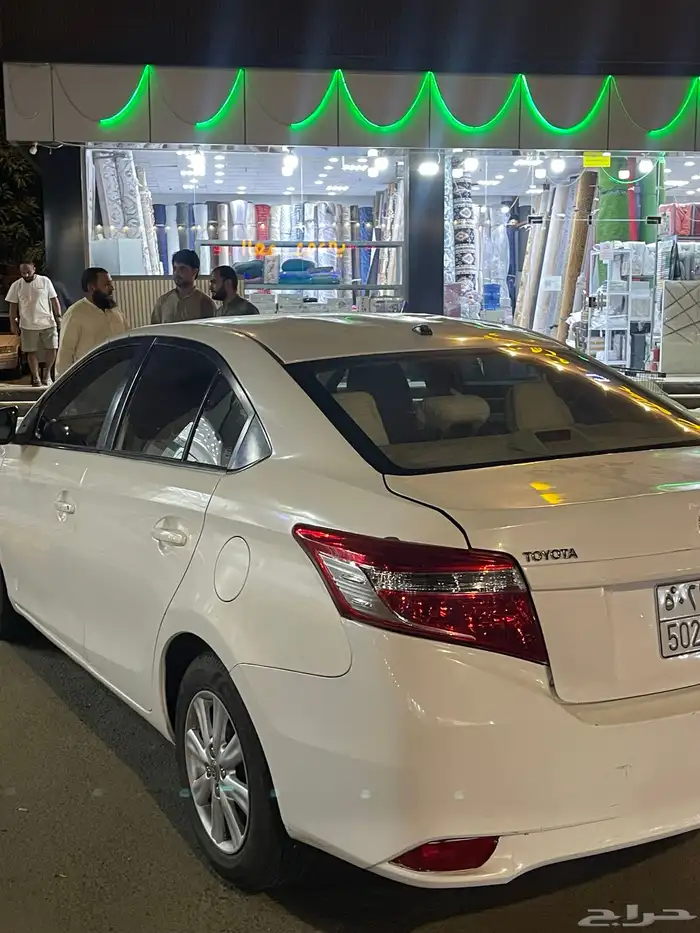 ياريس موديل 2015سيار ماشاءالله مر حلو 2