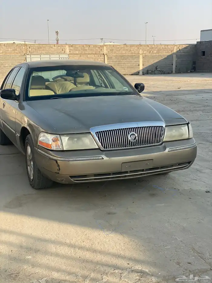 فورد مركيز 2005تشليح الدوخي حائل 0