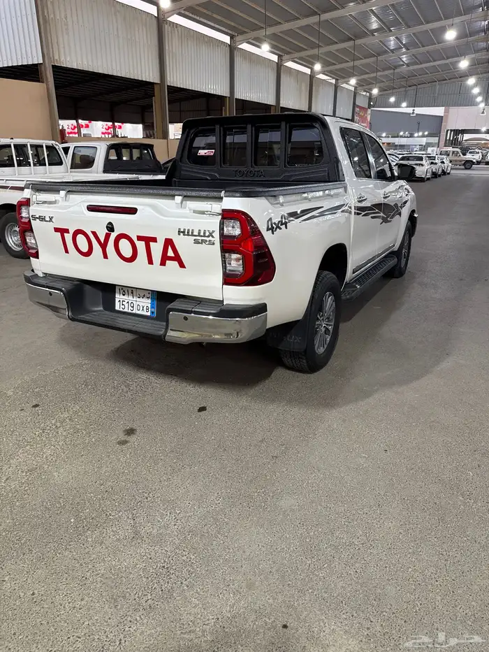 تويوتا هايلوكس غمارتين دبل اتوماتيك موديل 2022 6