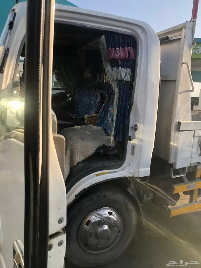 ايسيزو قلاب 3طن 2