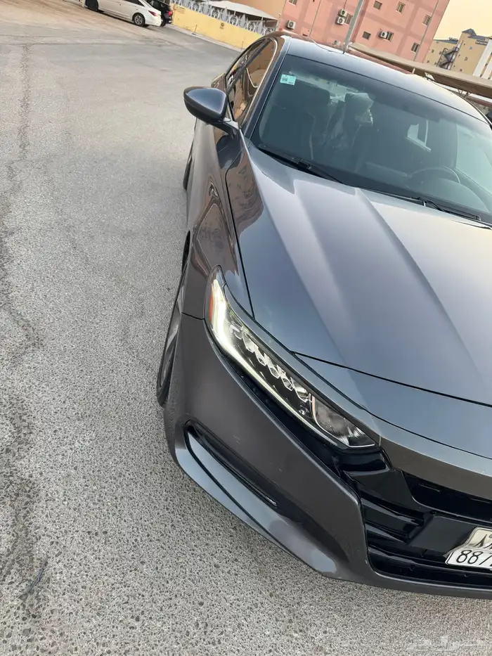 للبيع اكورد 2018 سبورت نظيف جدا 10