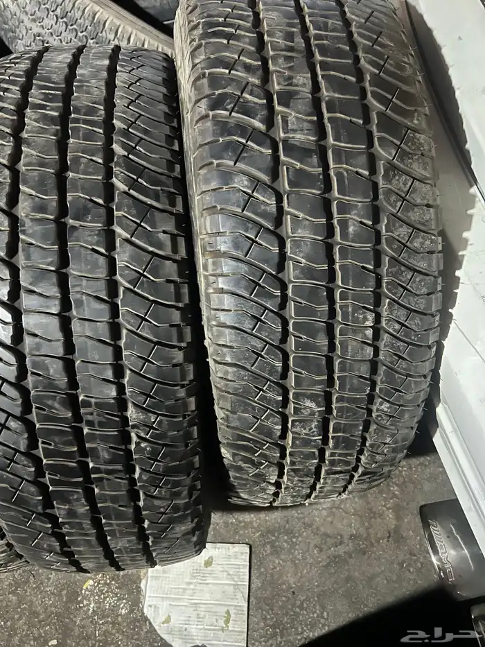 كفرات مشلان امريكي ربع حجري مقاس275 70 18 4