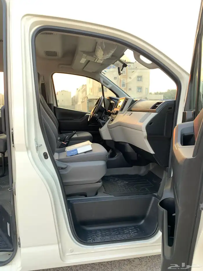 تويوتا هايس 13 راكب 12