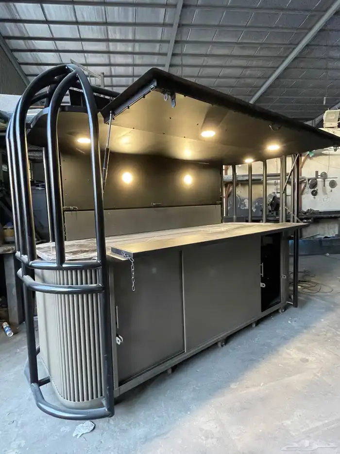 طاولات كورنن بوث استيشن كوشك ستاند جميعها على الطلب 12